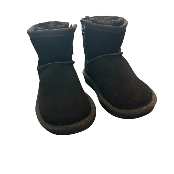 NWOT Koolaburra Toddler Black Short Suede winter Ugg Boots w faux fur lining 5 - Picture 6 of 9